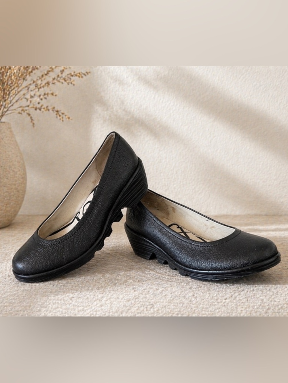 Fly London Black Leather Wedge Comfort Pumps EU 37 US 6.5 Slip On Career Casual